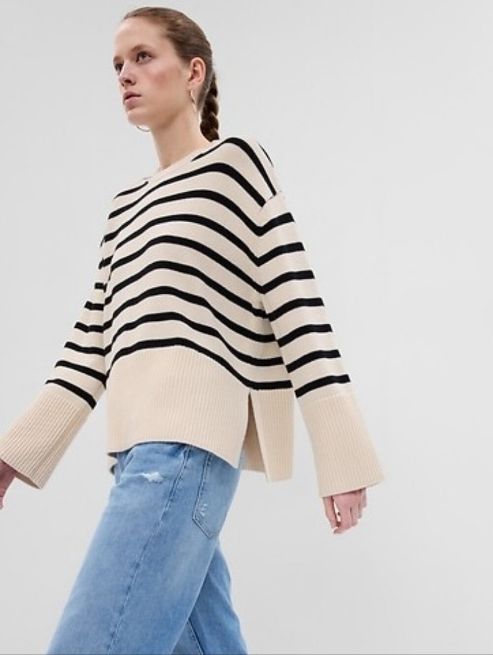 GAP Women's White and Black Striped Crewneck Sweater, Split Hem